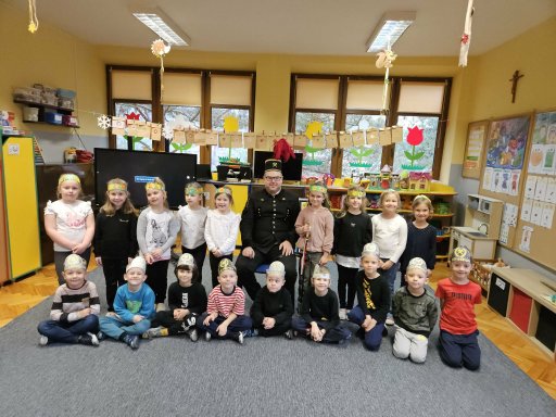 pami�tkowe zdj�cie z g�rnikiem - grupa Je�yki